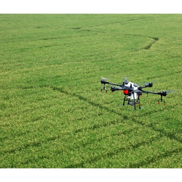 Квадрокоптер DJI Agras T16 в Санкт-Петербурге