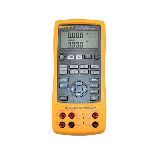 Калибратор Fluke 725 в Санкт-Петербурге